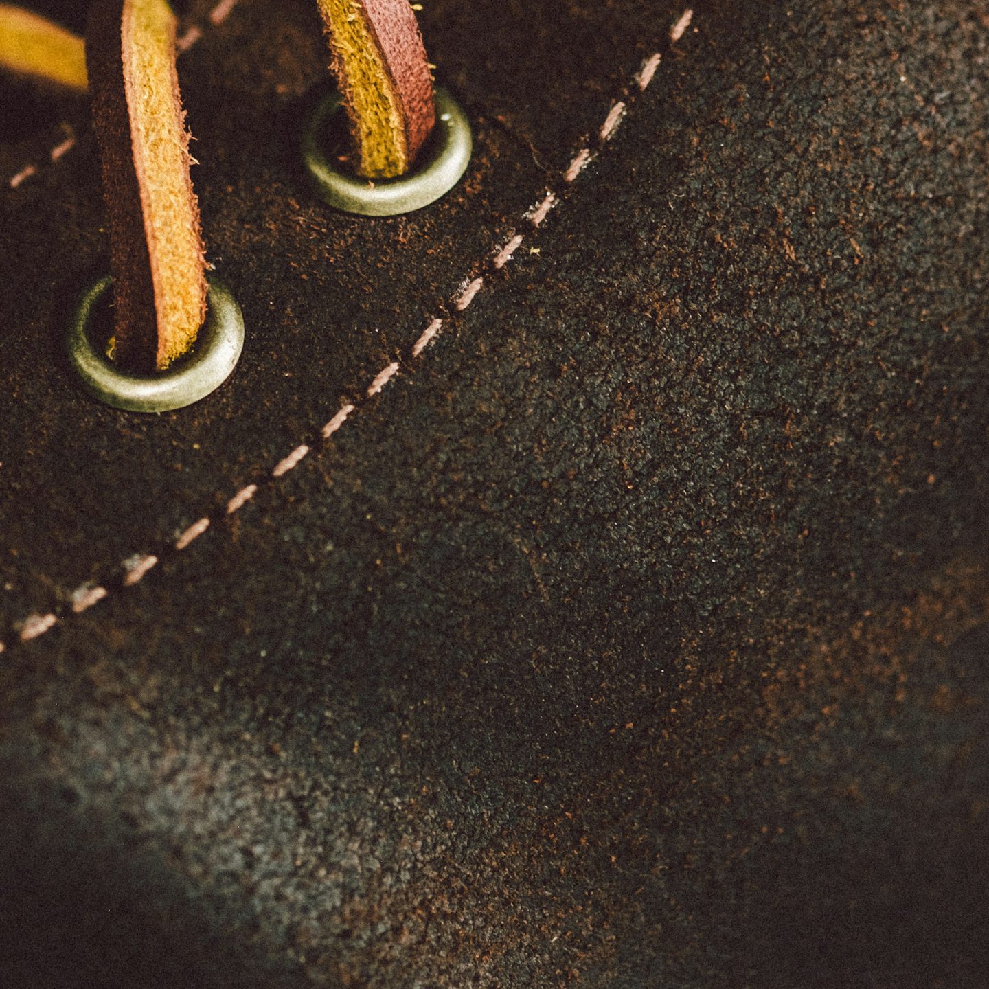Field Boot - Snuff Waxy Commander, Dainite Sole - Made in USA with
