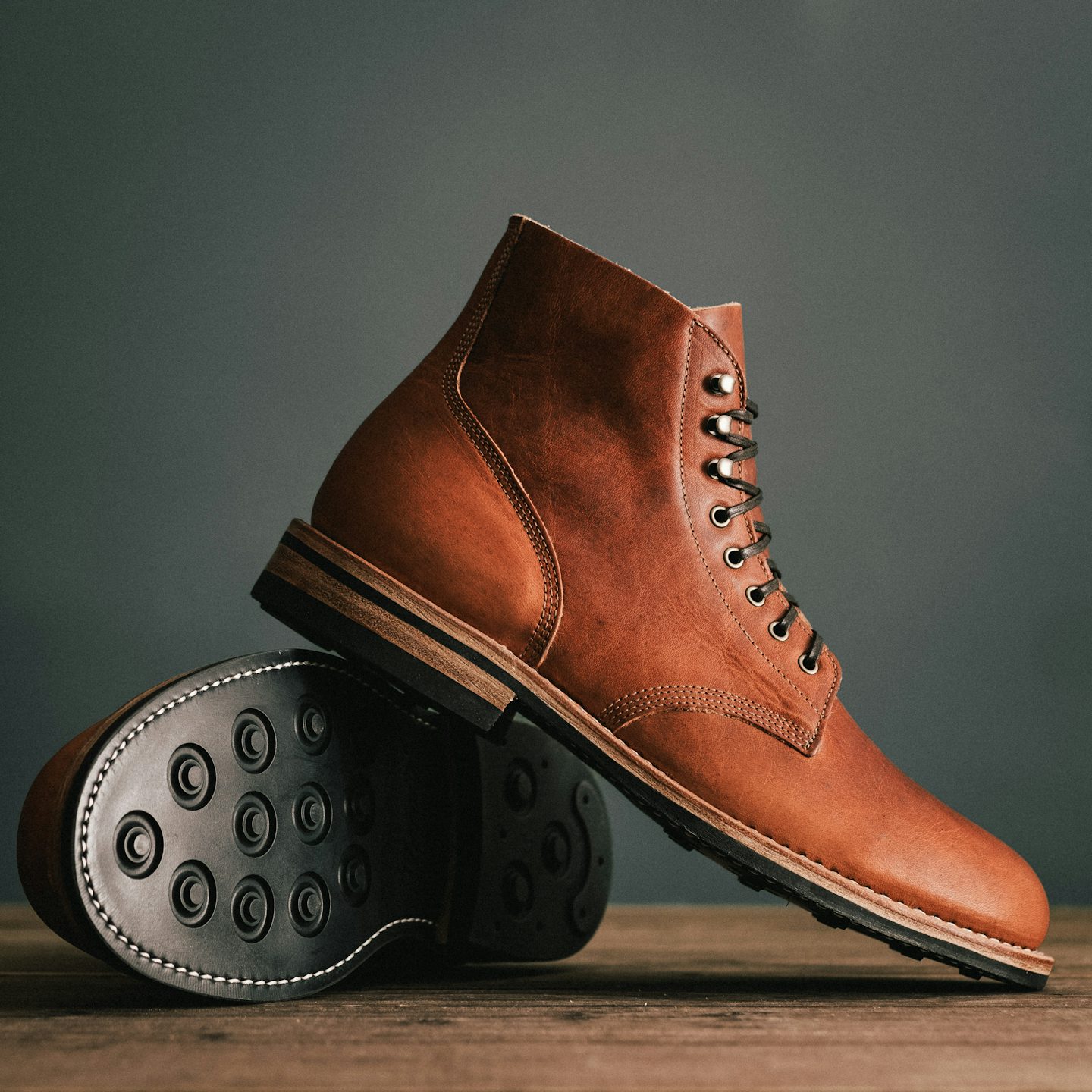 Field Boot - Horween English Tan Dublin, Dainite Rubber-Studded