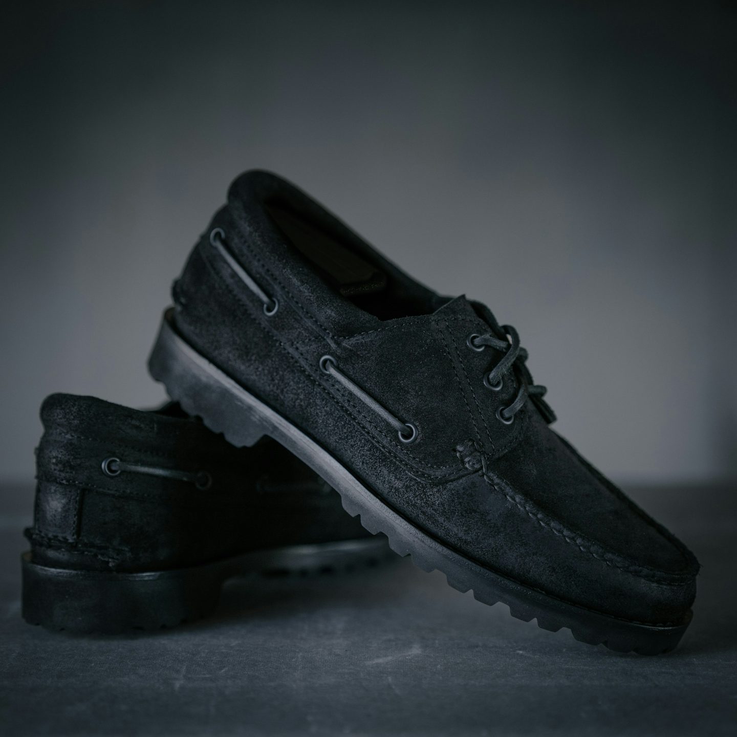Rowing Oxford - Opera Black Waxed Nero Roughout, Vibram 1757