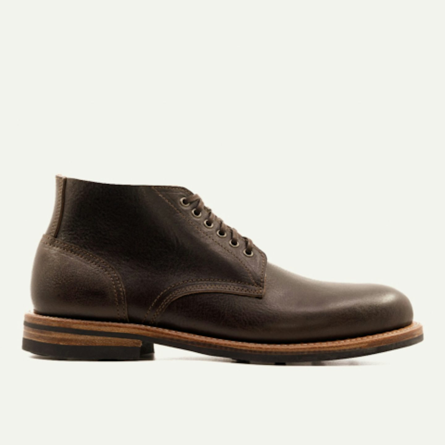trench-chukka-305-mahogany-legend-dainite-rubber-studded-sole