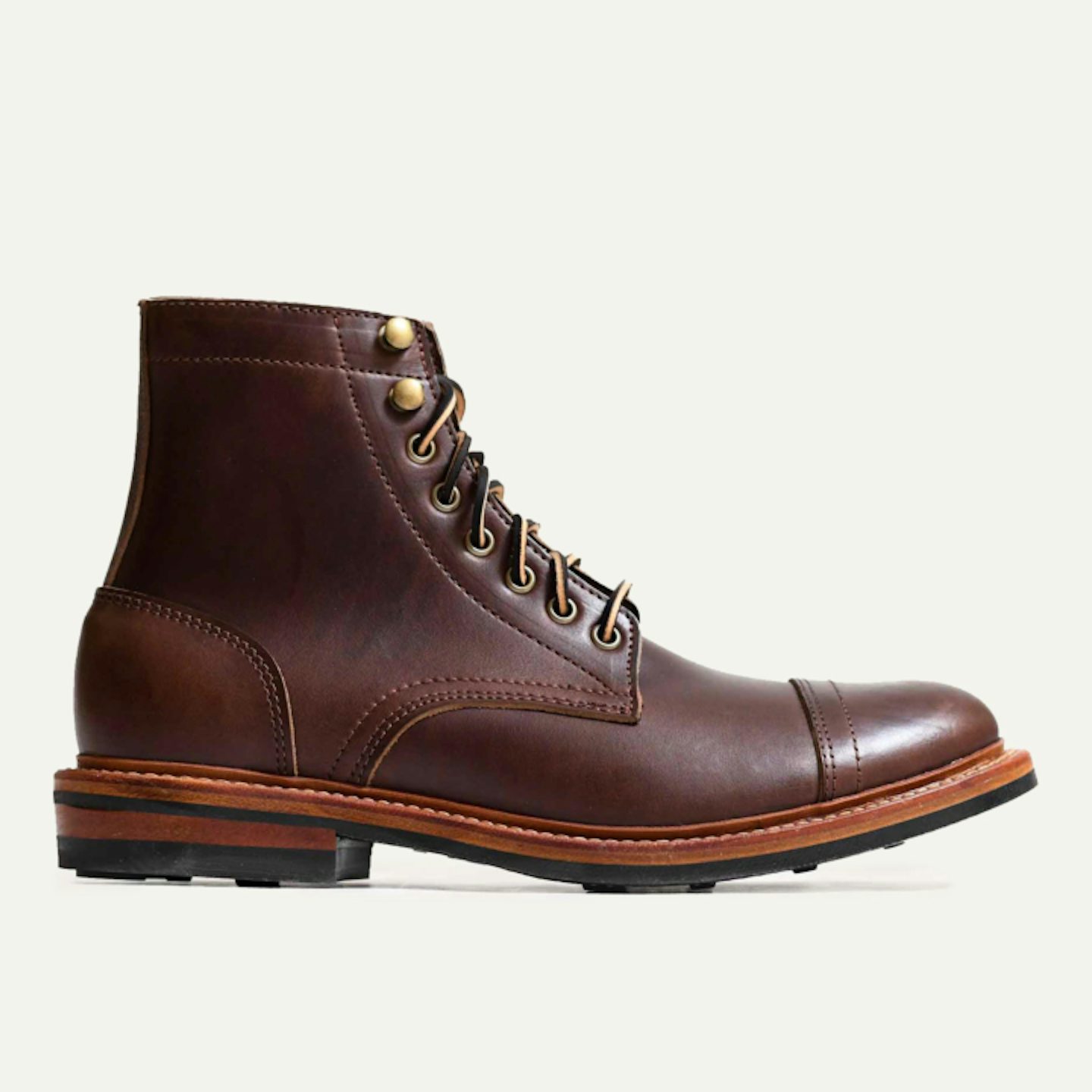 boots cap toe
