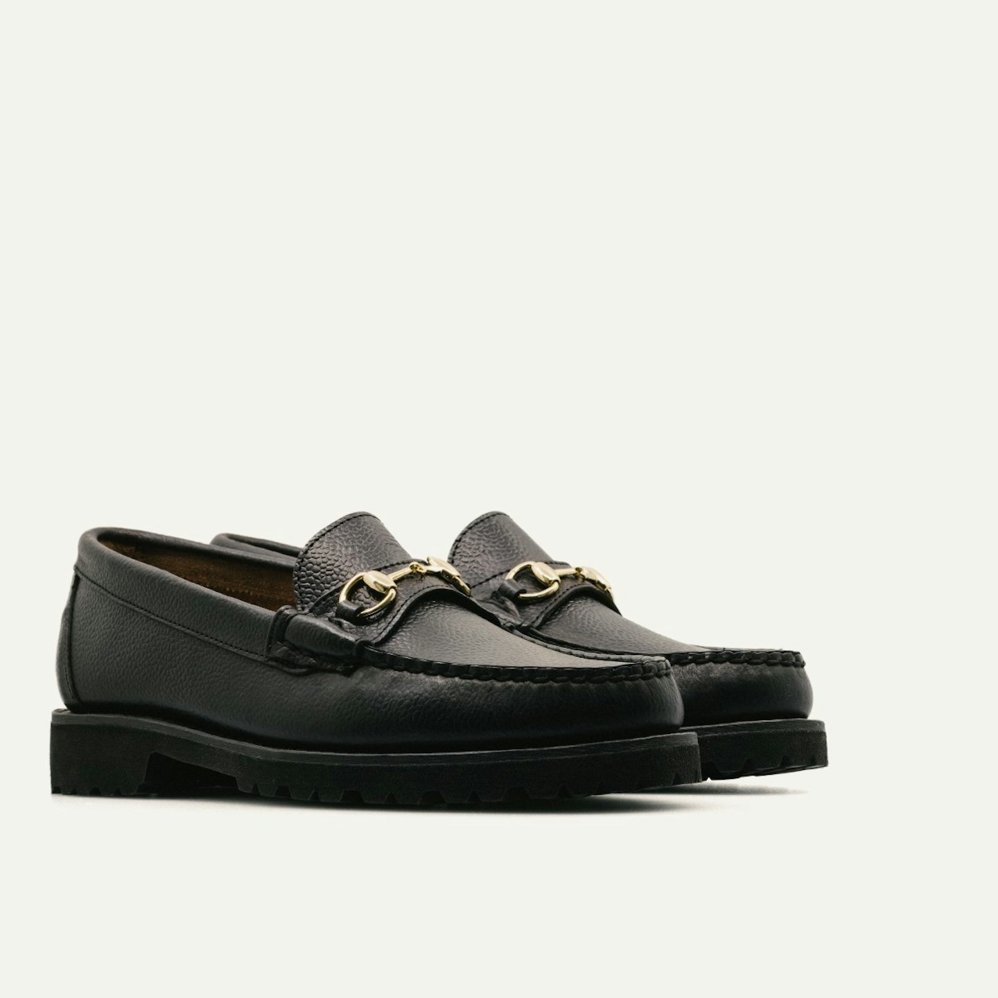 Lug Bit Moc - Horween Black Scotch Grain Chromexcel, Vibram 1757