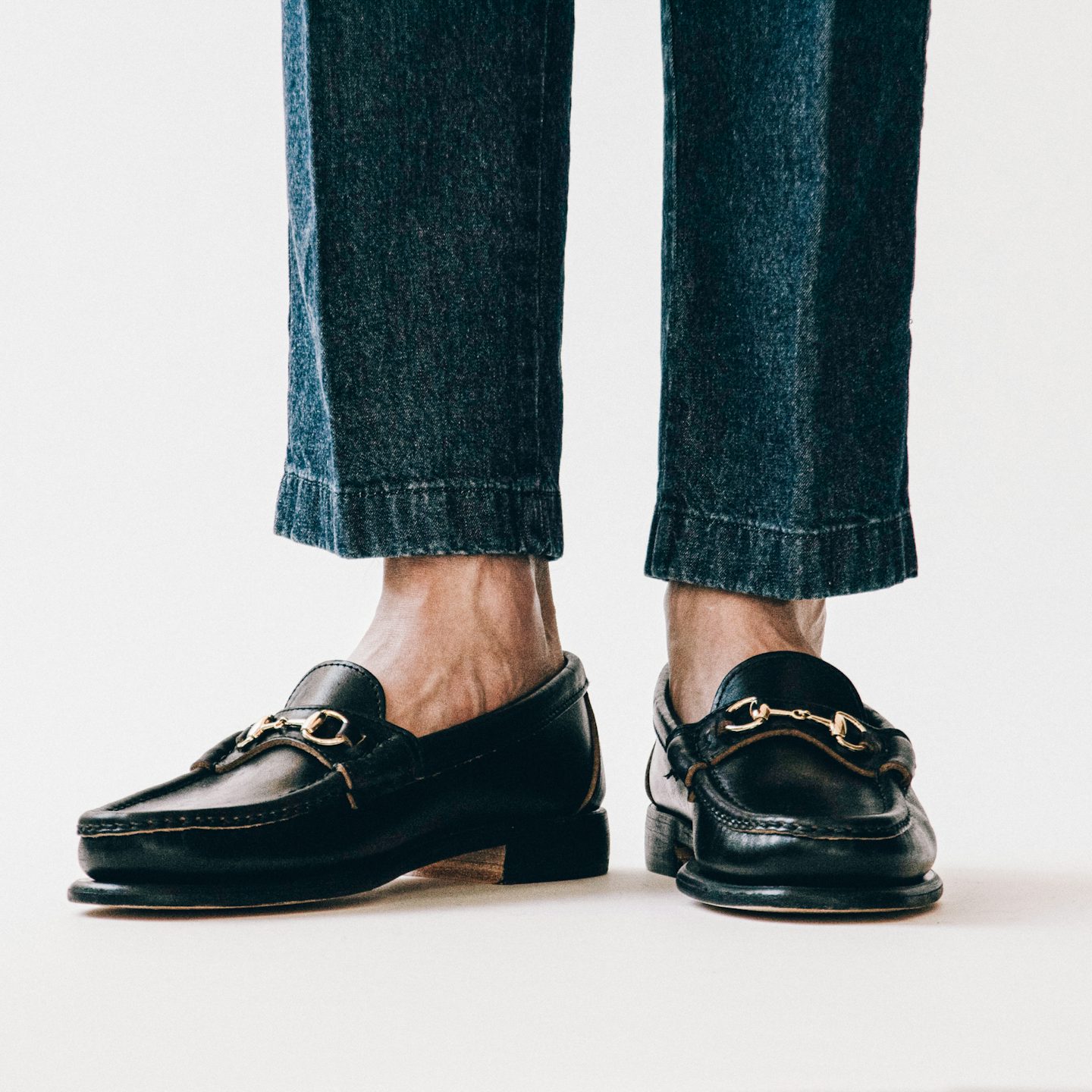ローファー・オックスフォード LOAFERS WITH HORSEBIT Women's loafer with Horsebit in black leather | GUCCI® US