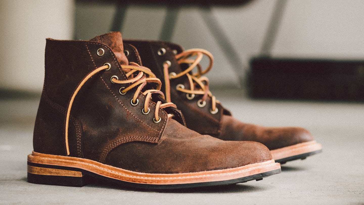Field Boot - Snuff Waxy Commander, Dainite Sole - Made in USA with