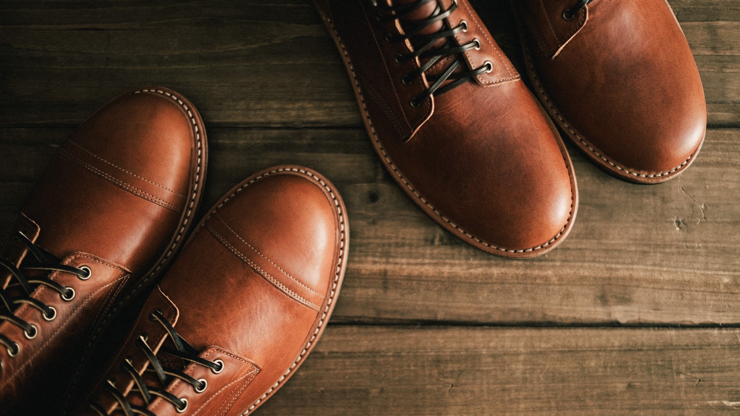 Field Boot - Horween English Tan Dublin, Dainite Rubber-Studded